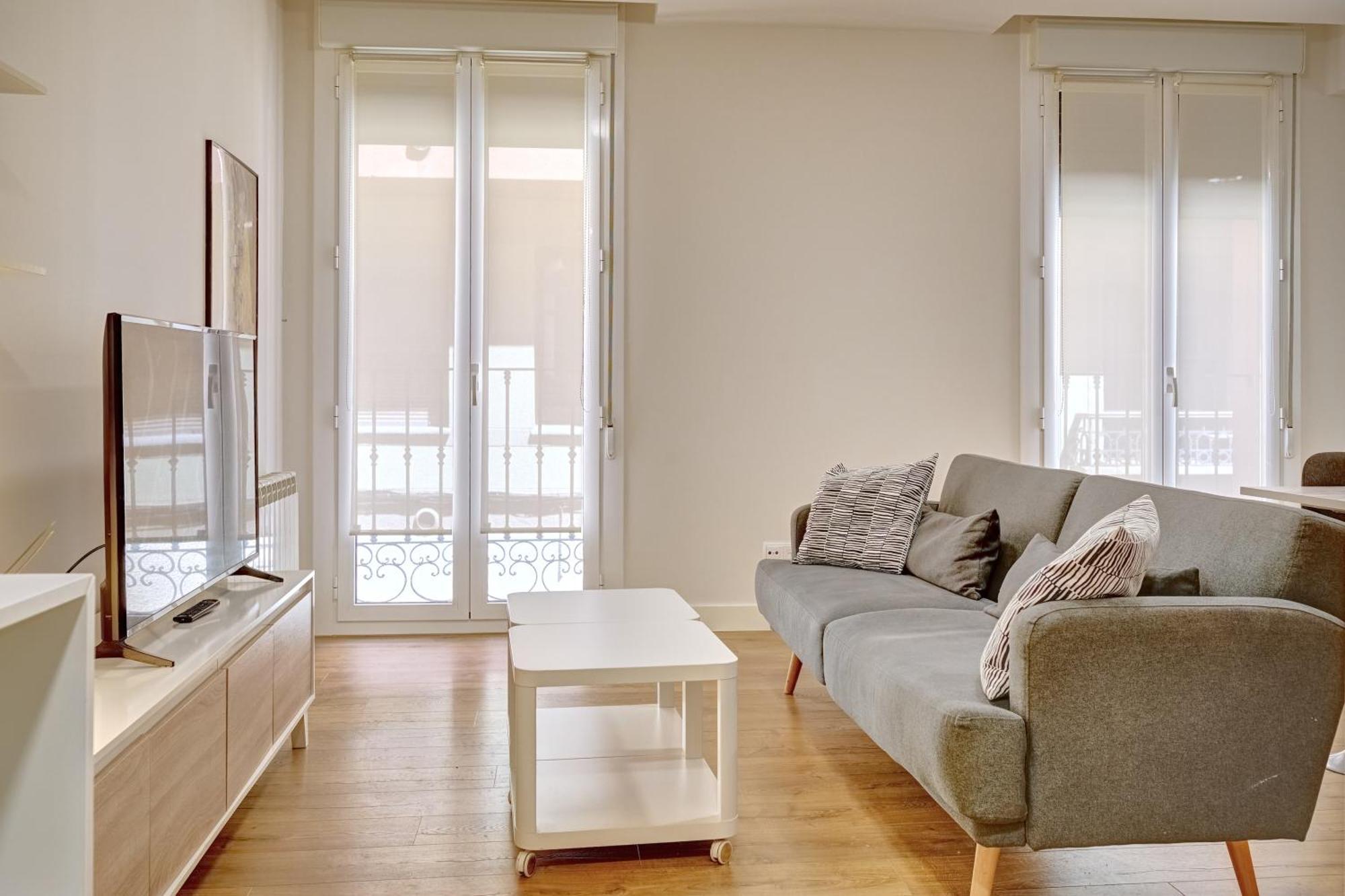 Apartamento Espolon By Clabao Logrono Luaran gambar