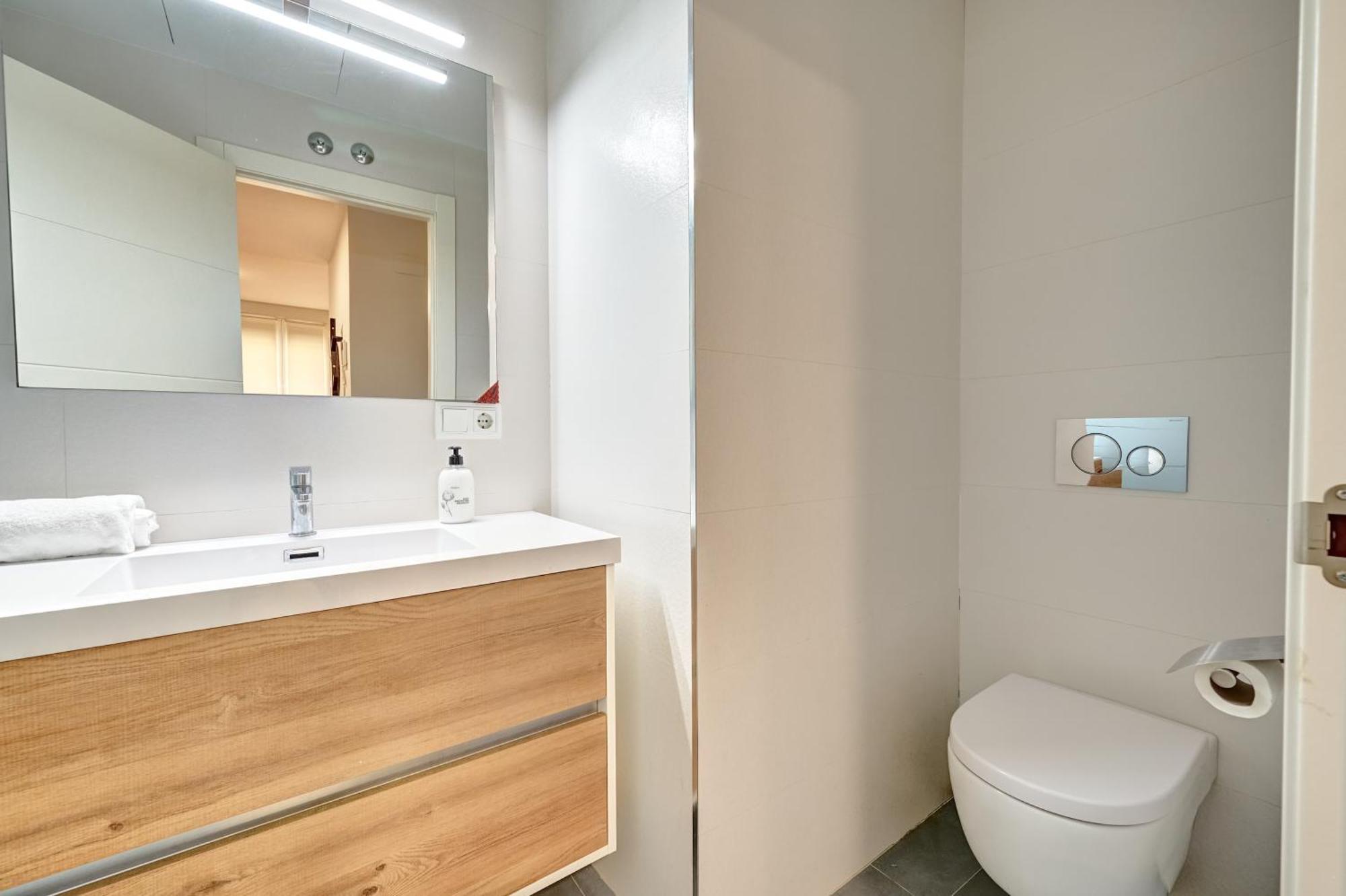 Apartamento Espolon By Clabao Logrono Luaran gambar